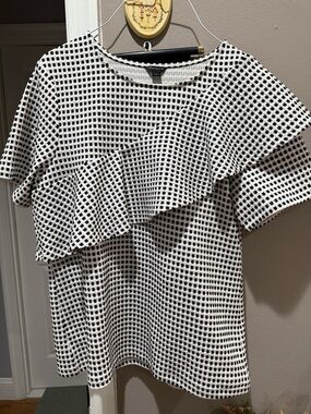 Ann Taylor Black and White Gingham Ruffle Top
